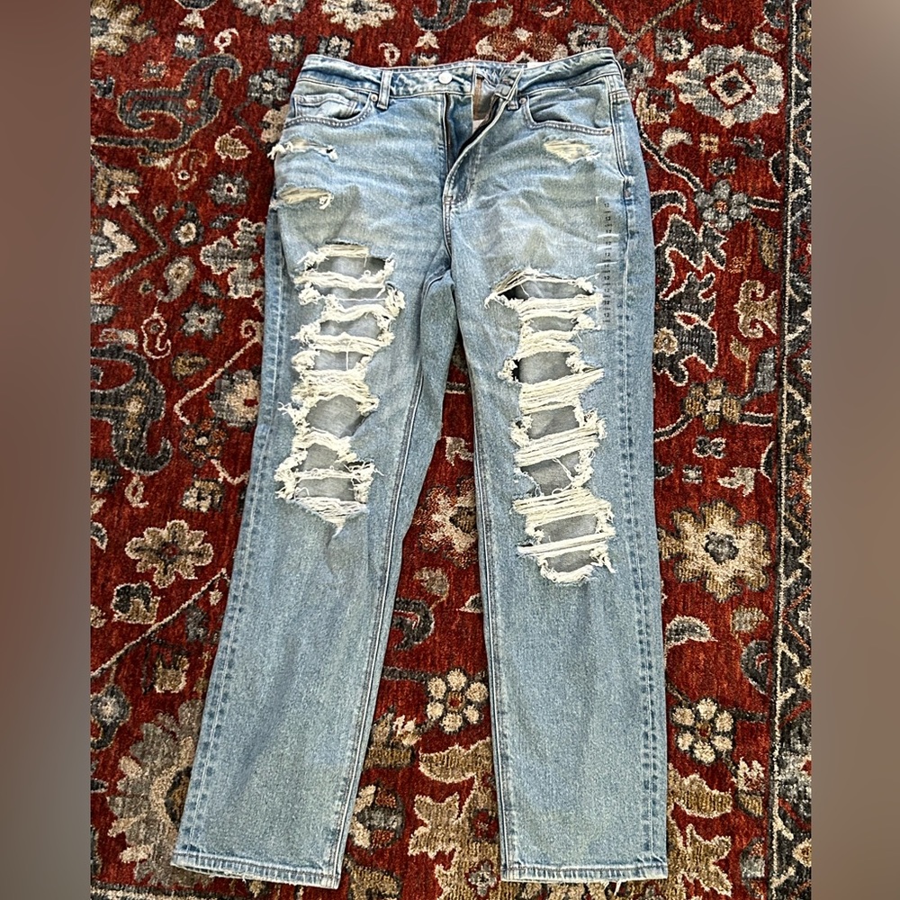 Women’s Size 12 Long American Eagle Mom Jean NWT